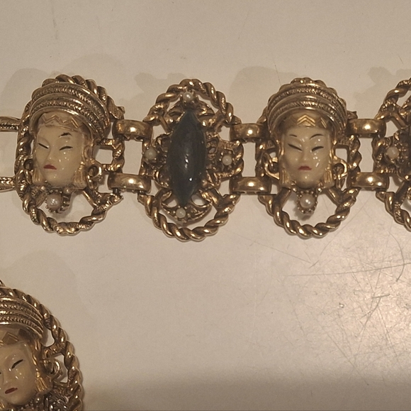 Impressive 1950's Selro Selini Elaborate Asian Princess Necklace and Bracelet - Picture 4 of 12